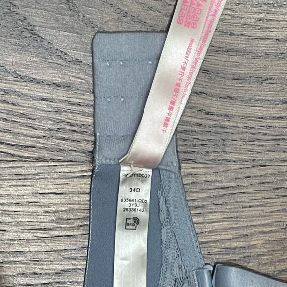 Set of two Pink bras - Picture 5 of 7